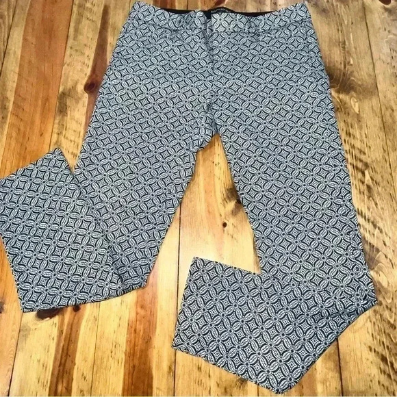 Banana Republic Sloan Fit Floral Abstract Pattern Navy and gray Pants - Picture 10 of 12